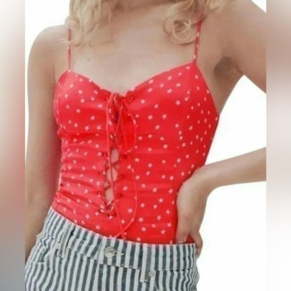 3/$30 _ ZARA | NWT 🏷️ Star Print Red White Stars Snap Bottom Bodysuit - XS